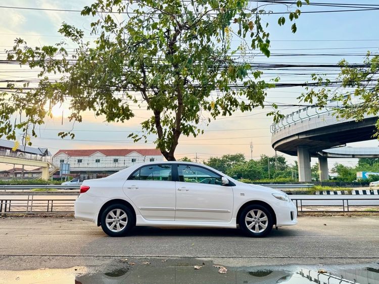 Toyota Altis 2011.0 มือสอง เบนซิน ไมล์ รถบ้านแท้ ฟรีดาวน์ - Image 3