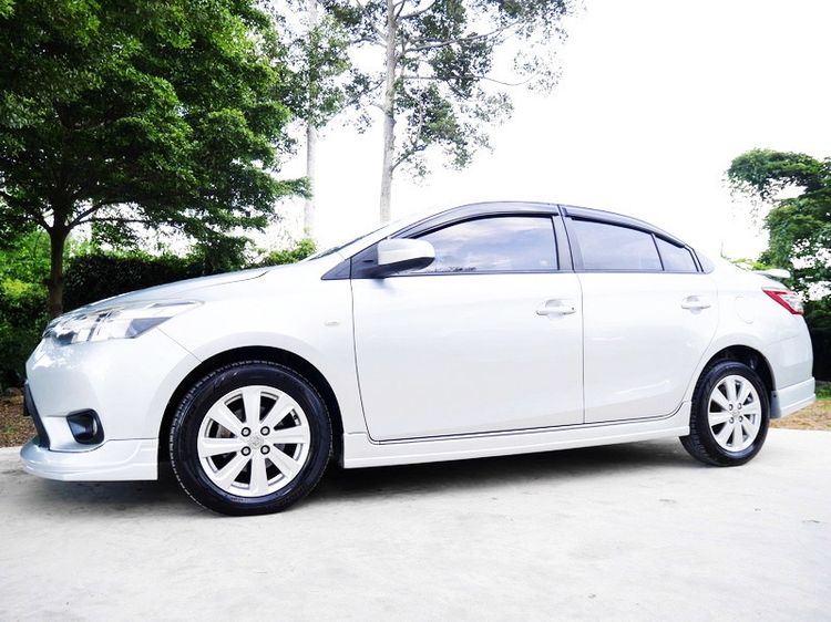 Toyota Vios 2013.0 มือสอง เบนซิน ไมล์  ฟรีดาวน์ เช็กศูนย์ทุกระยะ