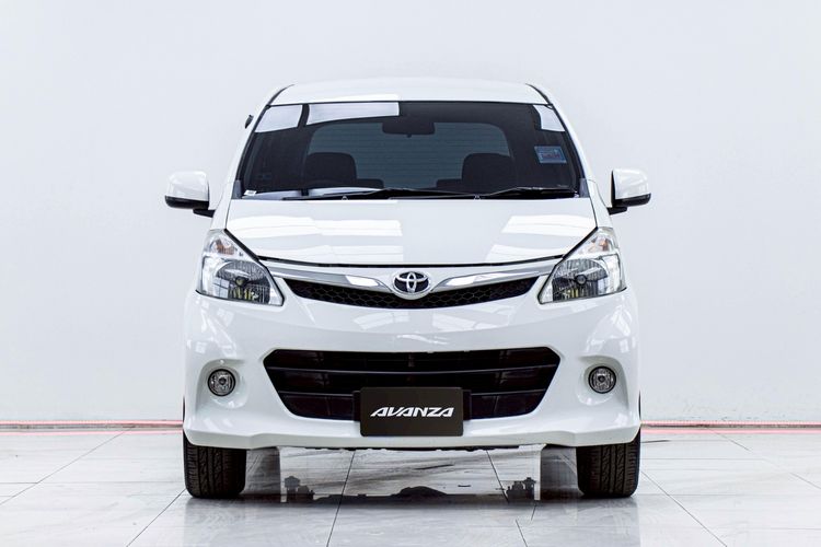 Toyota Avanza 2012.0 มือสอง เบนซิน ไมล์ ไม่เคยชน ฟรีดาวน์ - Image 4