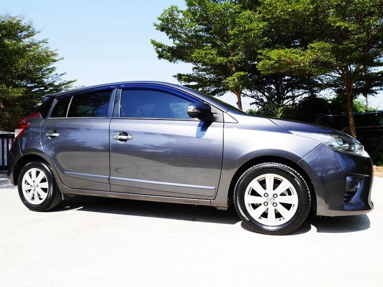 Toyota Yaris 2015.0 มือสอง เบนซิน ไมล์ เช็กศูนย์ทุกระยะ มือเดียว - Image 2