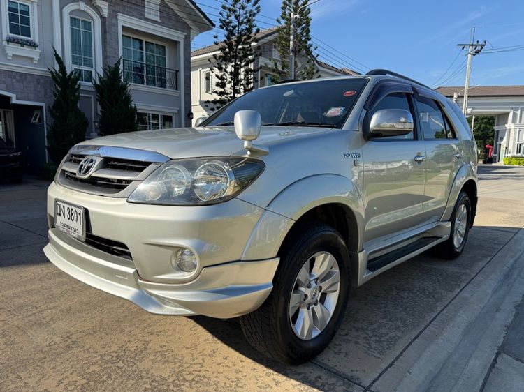 Toyota Fortuner 2008.0 มือสอง เบนซิน ไมล์ เช็กศูนย์ทุกระยะ มือเดียว - Image 4