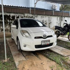 Toyota Yaris 2013.0 มือสอง เบนซิน ไมล์  เครดิตดีออกรถ 0 บาท สภาพนางฟ้า