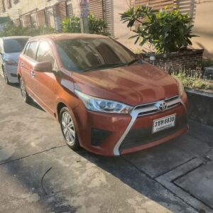 Toyota Yaris ATIV 2014.0 มือสอง เบนซิน ไมล์ จัดไฟแนนซ์ได้ เครดิตดีออกรถ 0 บาท