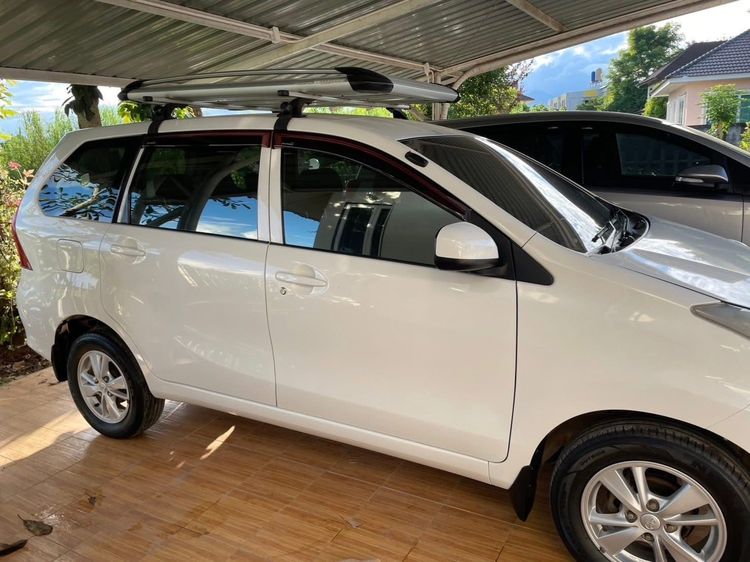 Toyota Avanza 2012.0 มือสอง เบนซิน ไมล์ สภาพนางฟ้า ฟรีดาวน์ - Image 2