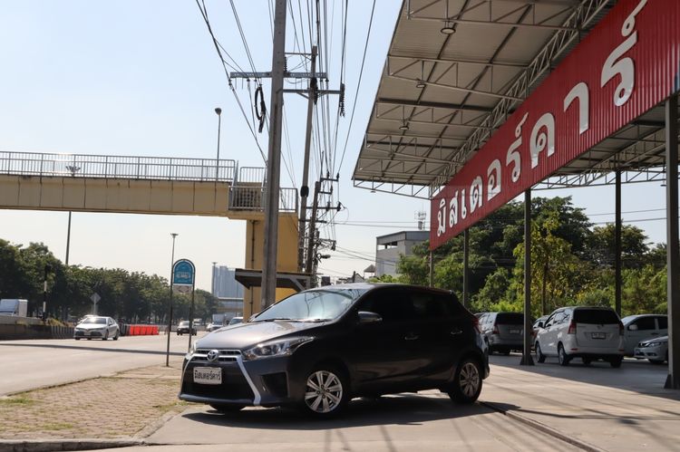 Toyota Yaris 2014.0 มือสอง เบนซิน ไมล์ เช็กศูนย์ทุกระยะ มือเดียว - Image 2